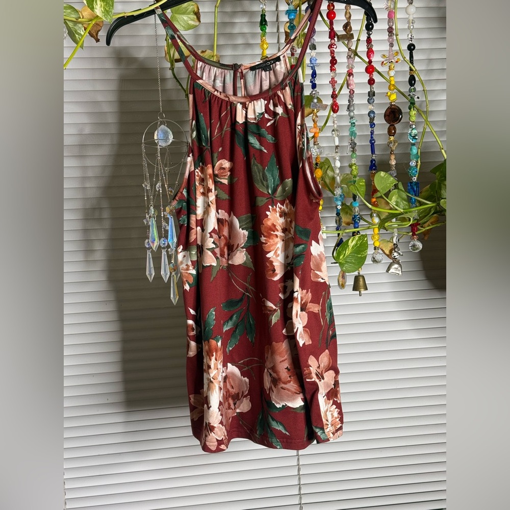 🌸 Paper Moon Floral Halter Tank Top 🌸